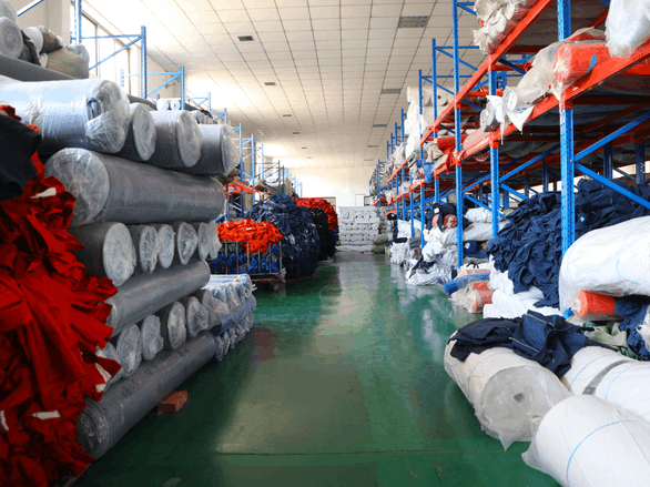 工厂劳保服定制全攻略 选对厂家与预算，一文看懂价格与面料